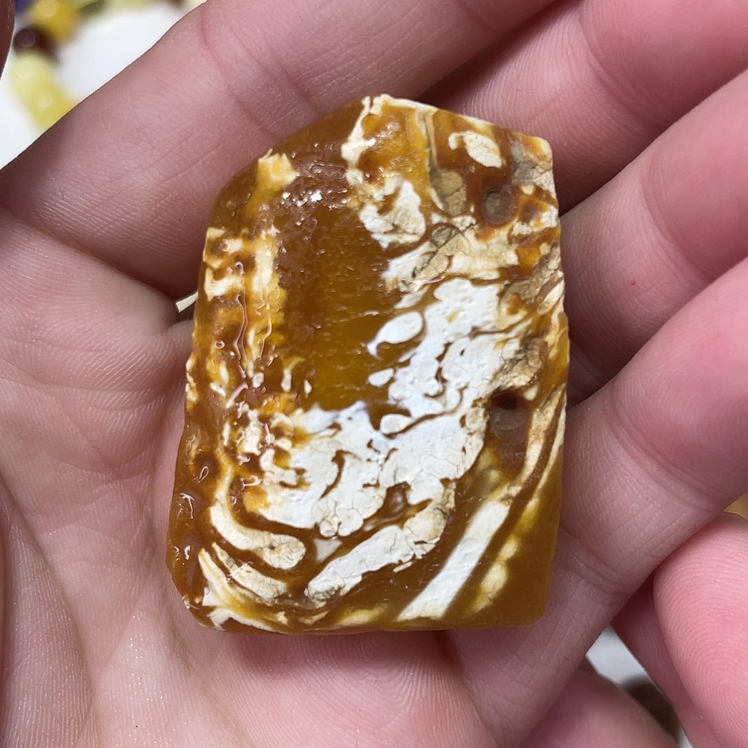 定制琥珀未镶嵌原矿蜜蜡