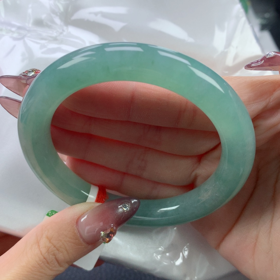 翡翠手镯未镶嵌56.8圆条