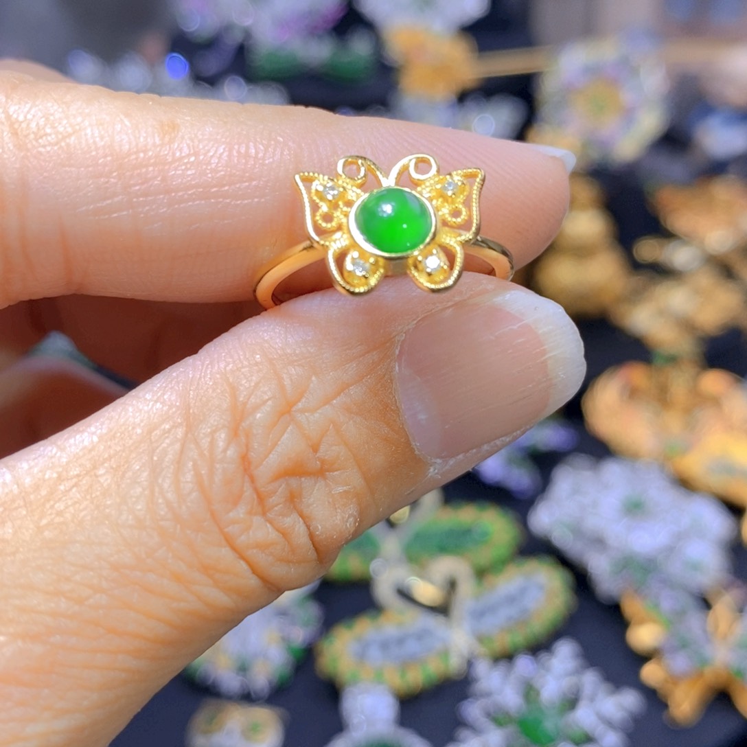 翡翠耳钉银S925镶嵌天然翡翠