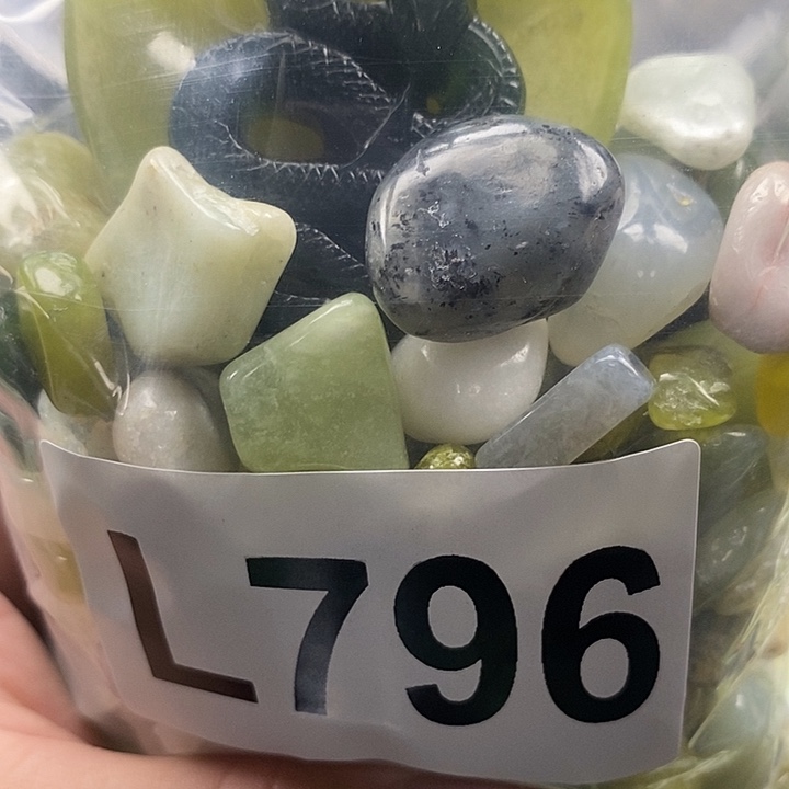 岫玉鱼缸石未镶嵌