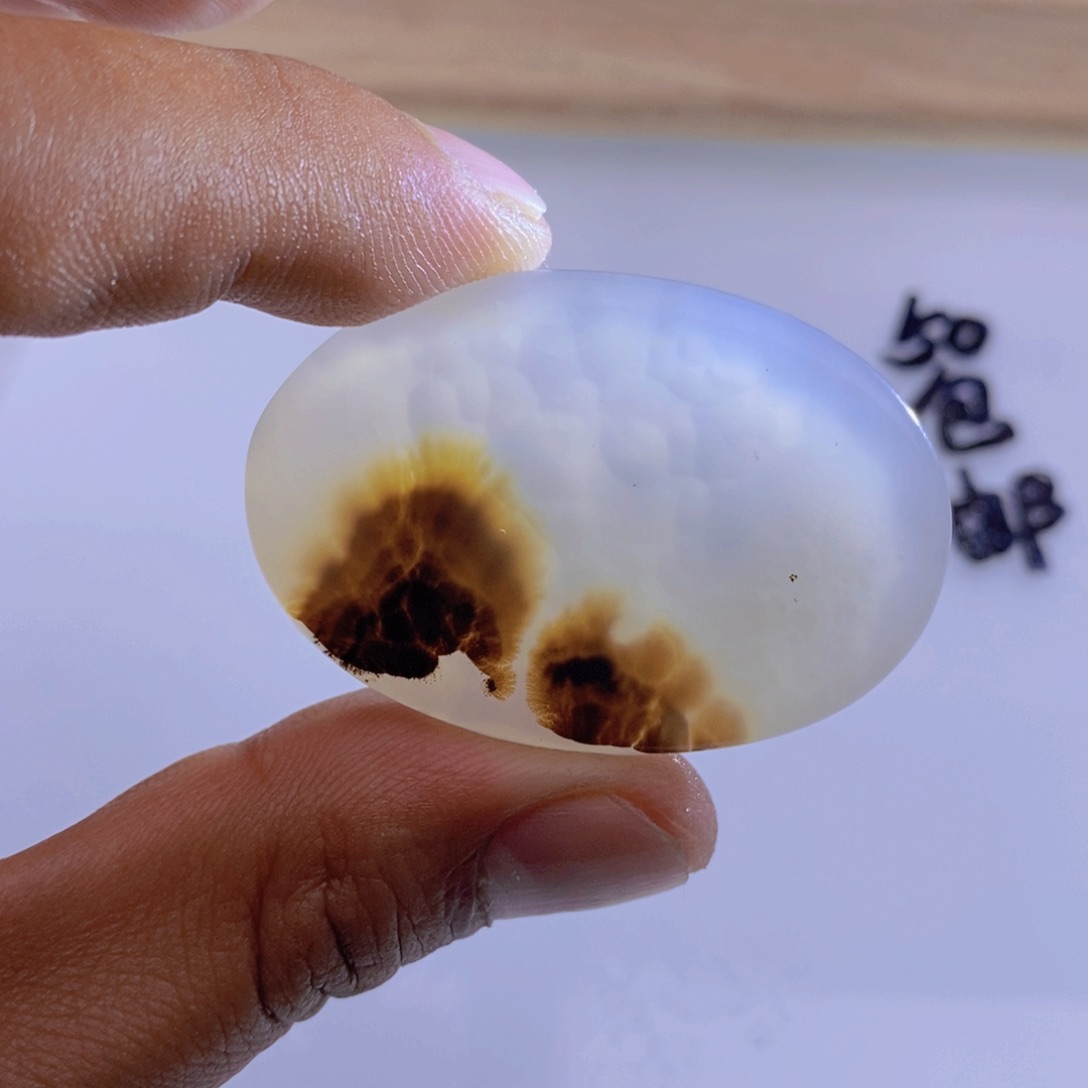 玛瑙/玉髓颈饰未镶嵌丫**?