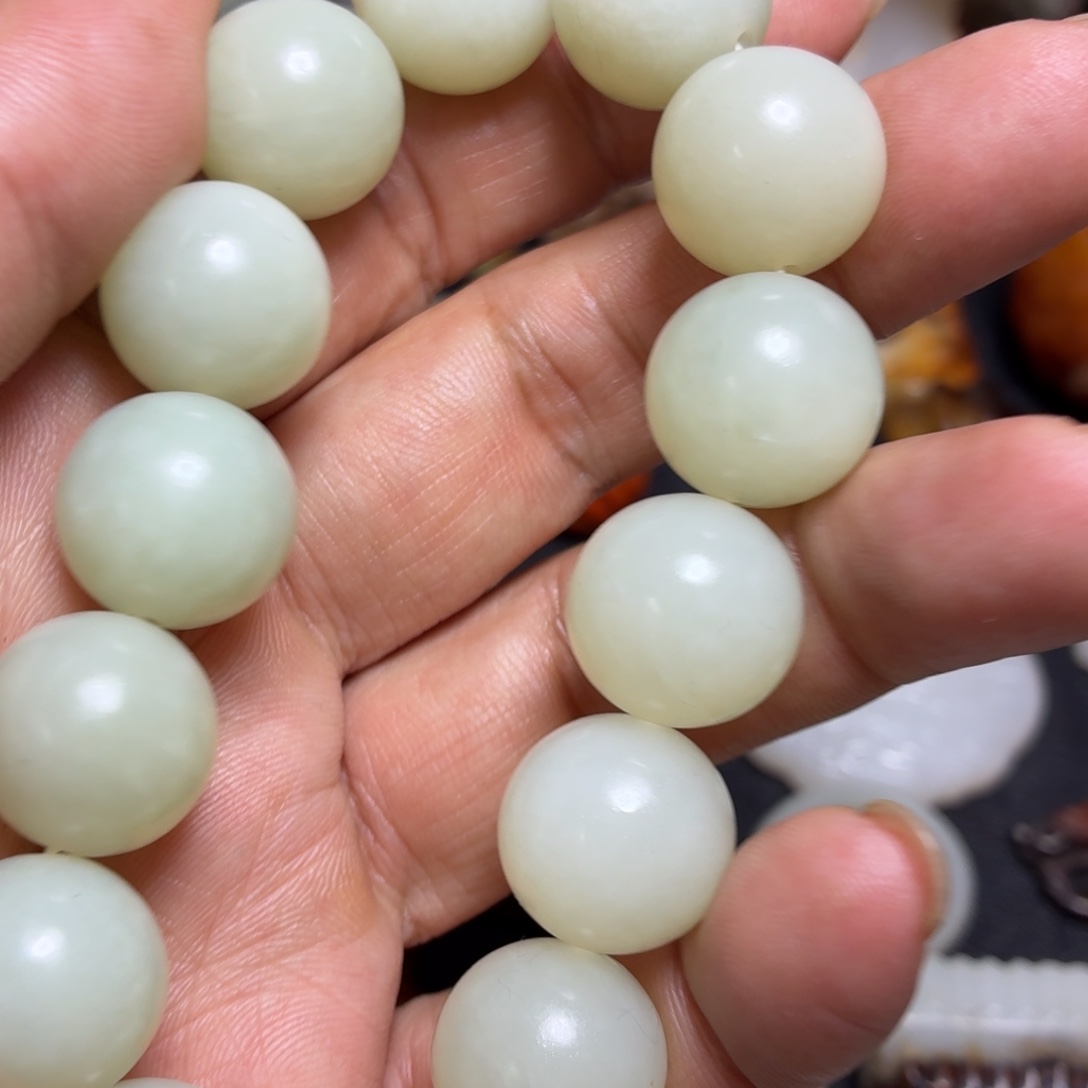 金***荣和田玉未镶嵌挂件