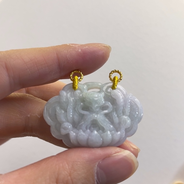翡翠吊坠(赠链)未镶嵌代编织