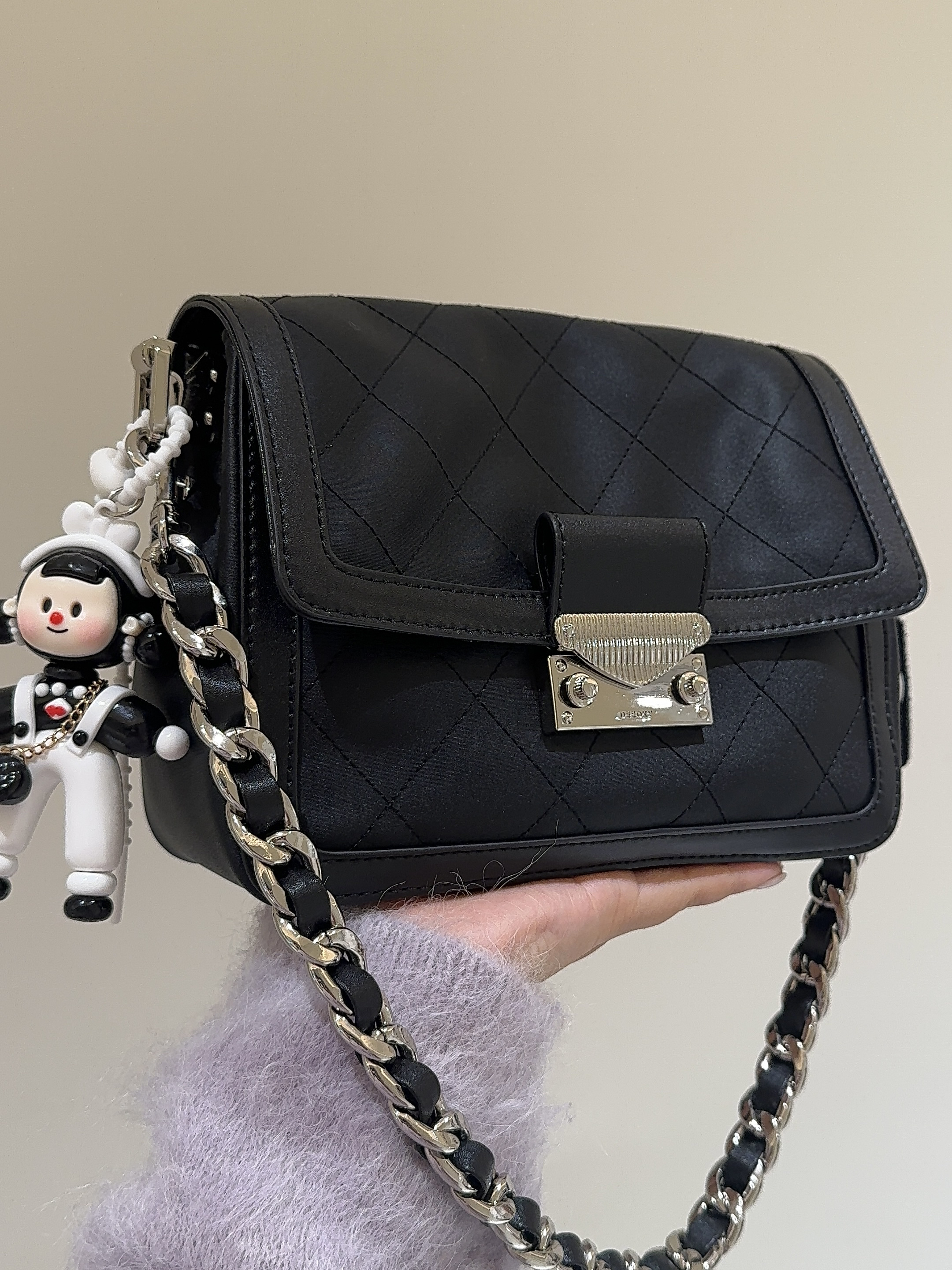 99号包铺-别致姿彩 法式轻奢风时复古斜挎包