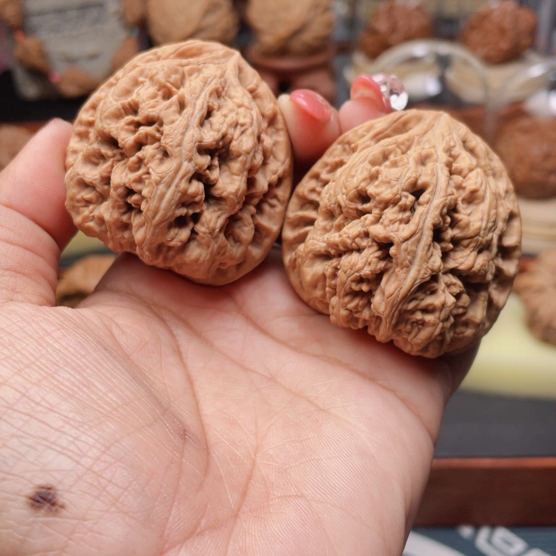 【闪购商品】文玩核桃把件卡*粗筋44