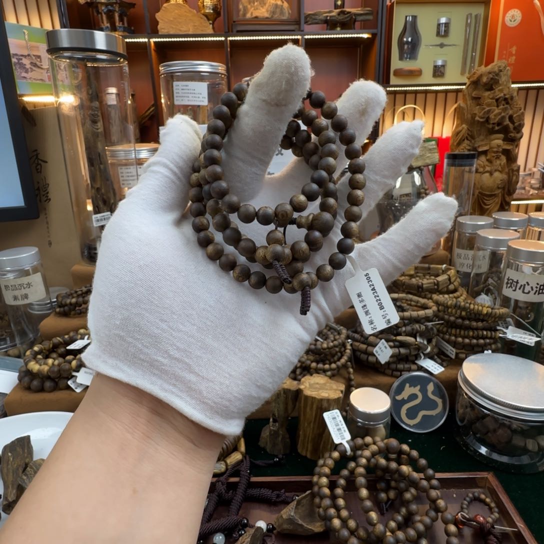 沉香手串没***句圆珠多圈