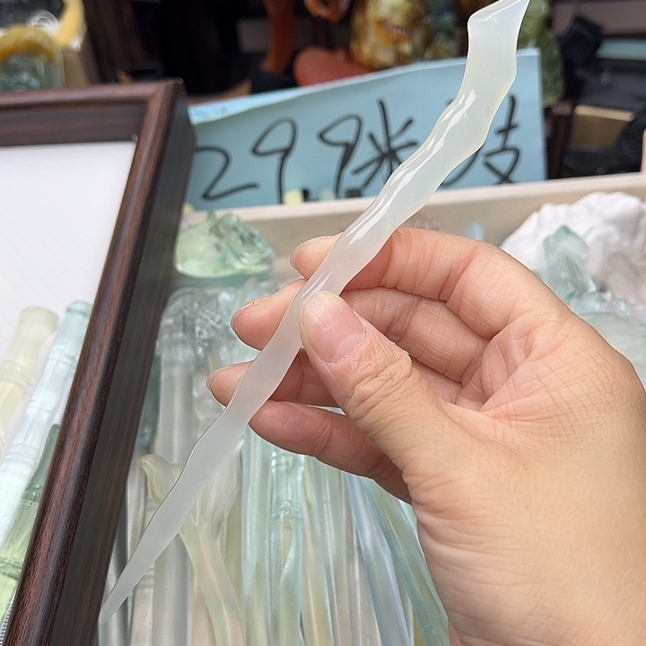 蛇纹石玉未镶嵌发簪