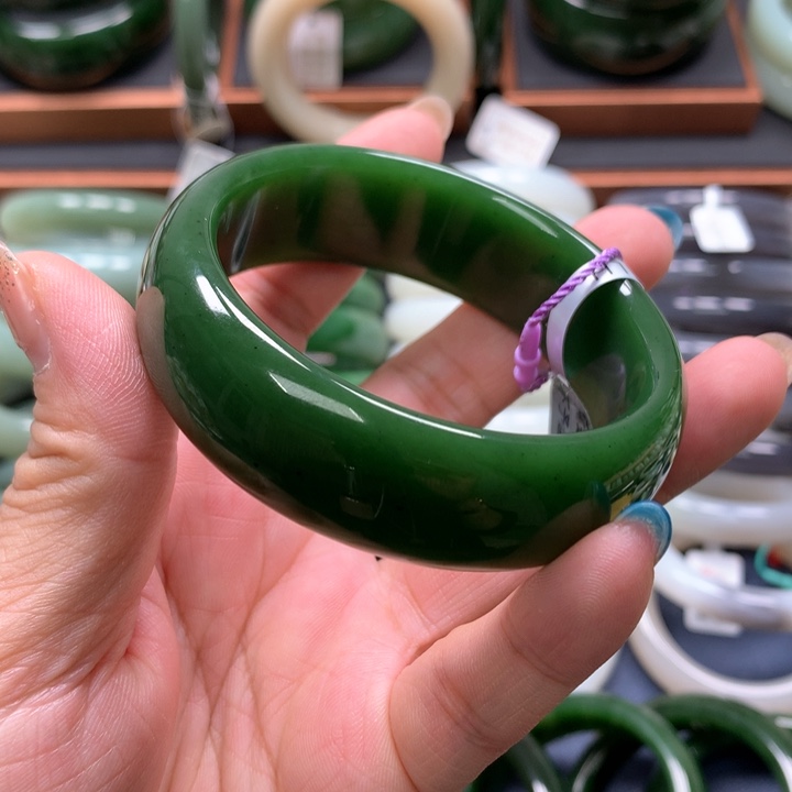 【闪购商品】未镶嵌手镯和田玉（碧玉）17