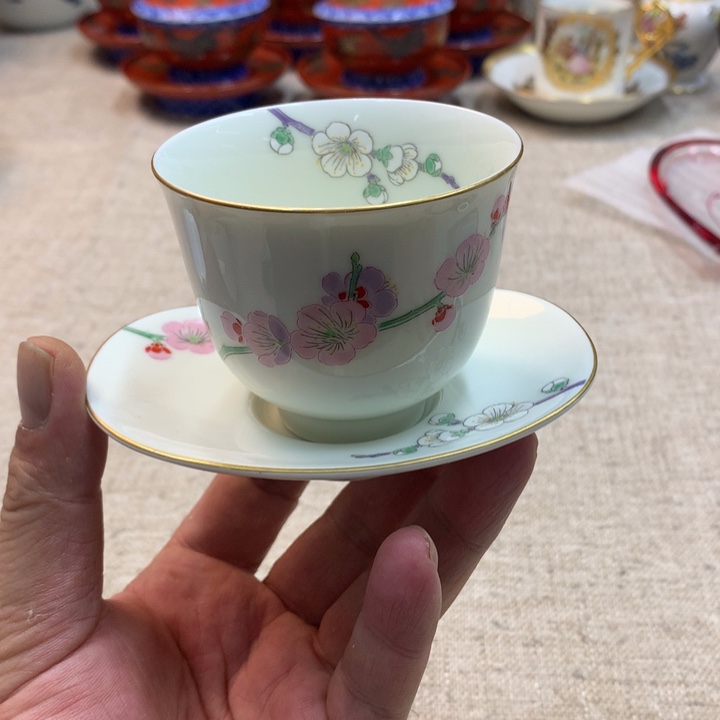 金瓷阁家的美丽瓷器