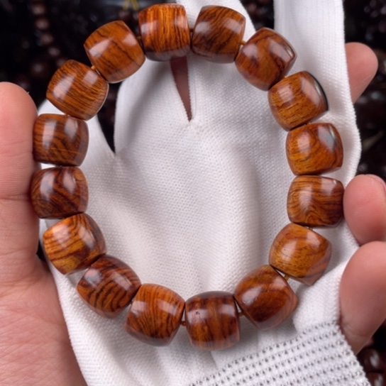 黄花梨/降香黄檀金*