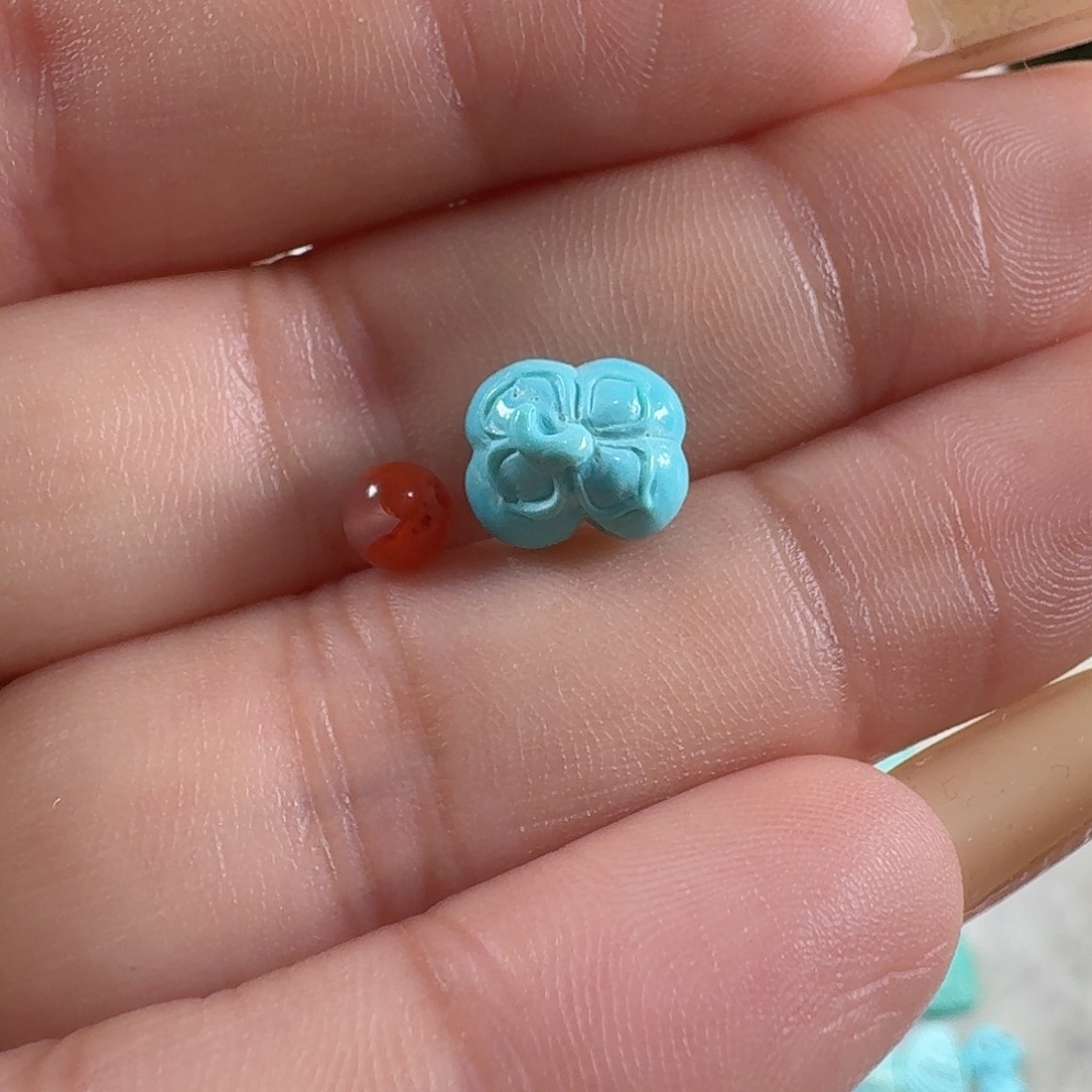 南红玛瑙未镶嵌颈饰