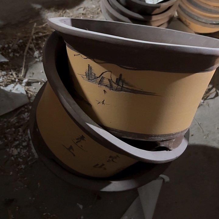 紫砂花盆50-3。28-16,微瑕