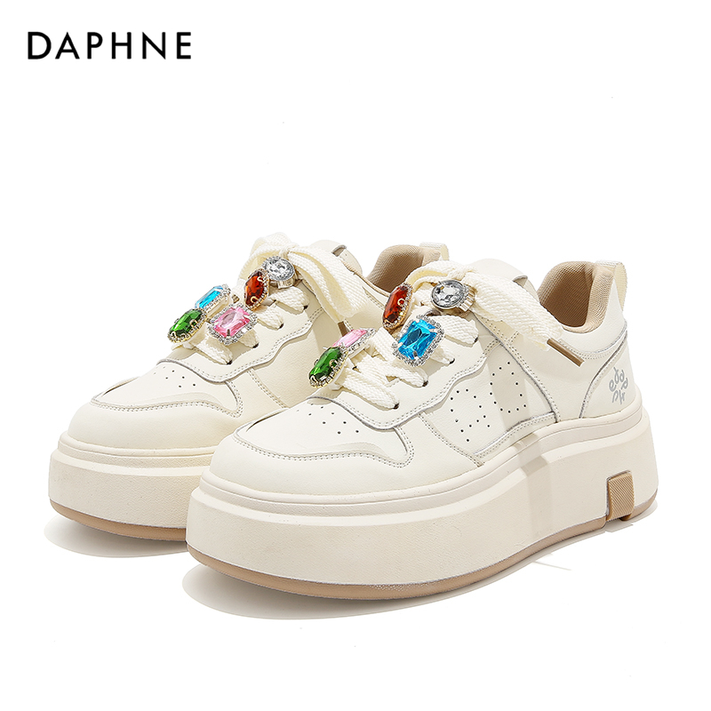 Daphne/达芙妮2025年秋冬爆款厚底增高小个子女鞋时尚亮钻小白鞋