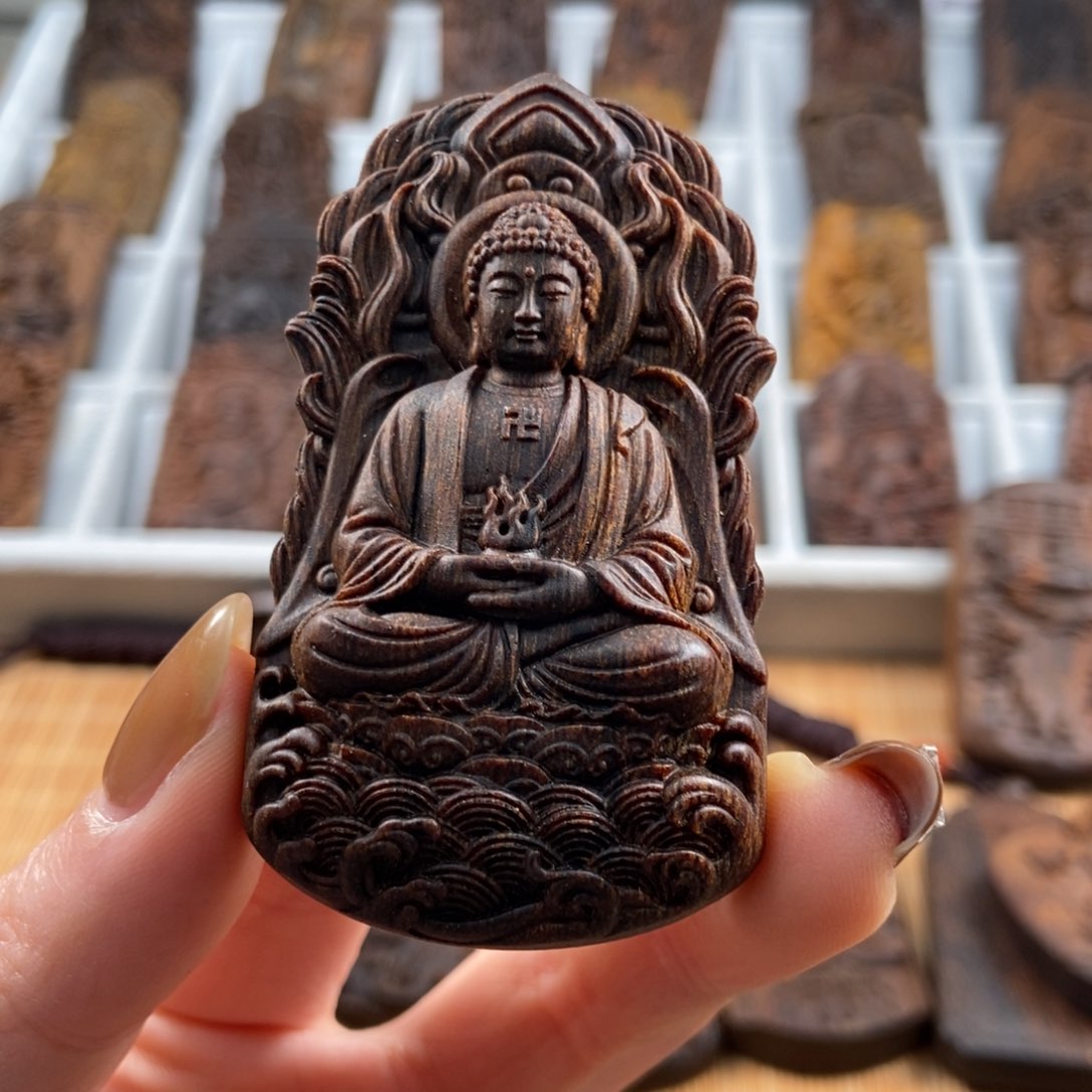 香榧木美****张文莱红油牌子