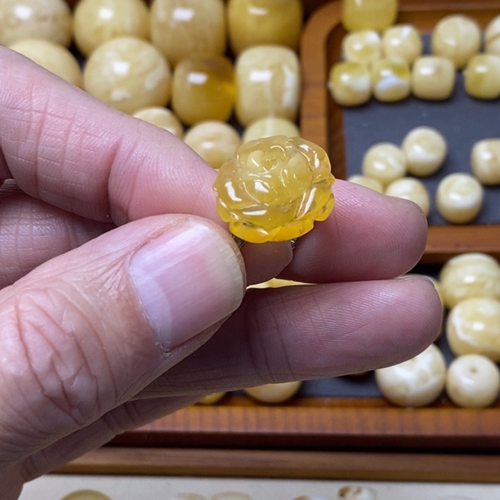 蜜蜡琥珀画未镶嵌