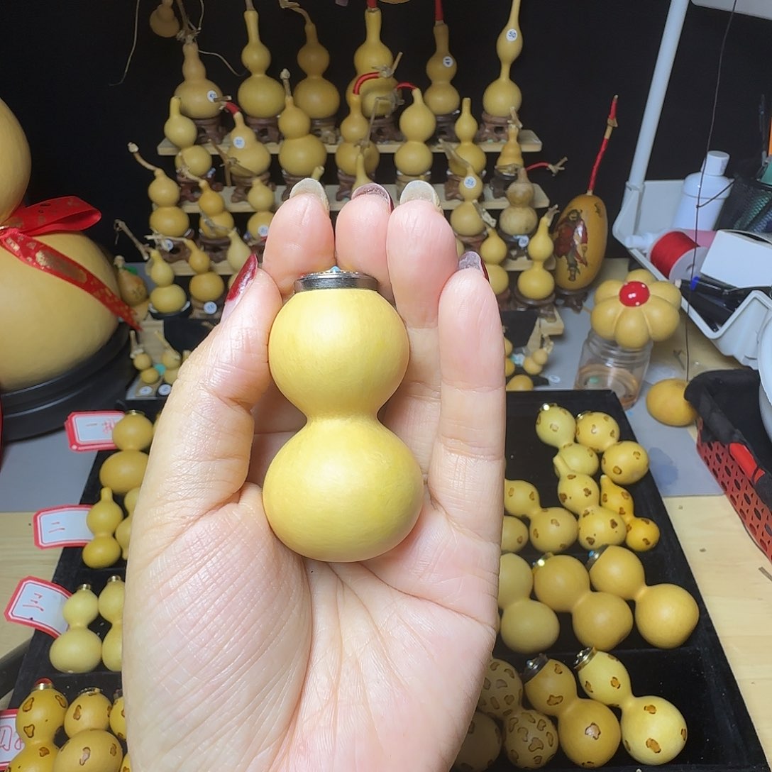 起**育文玩葫芦 喜欢自助下单