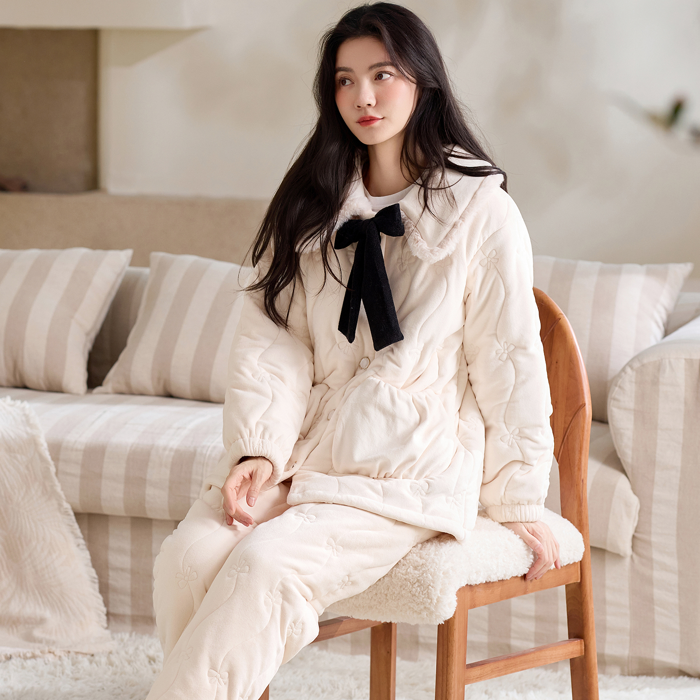 冬季新款海岛绒三层夹棉睡衣女款加厚加绒可外穿蝴蝶结家居服套装