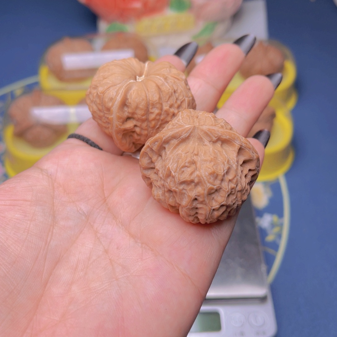 文玩核桃把件请***马南瓜墩40