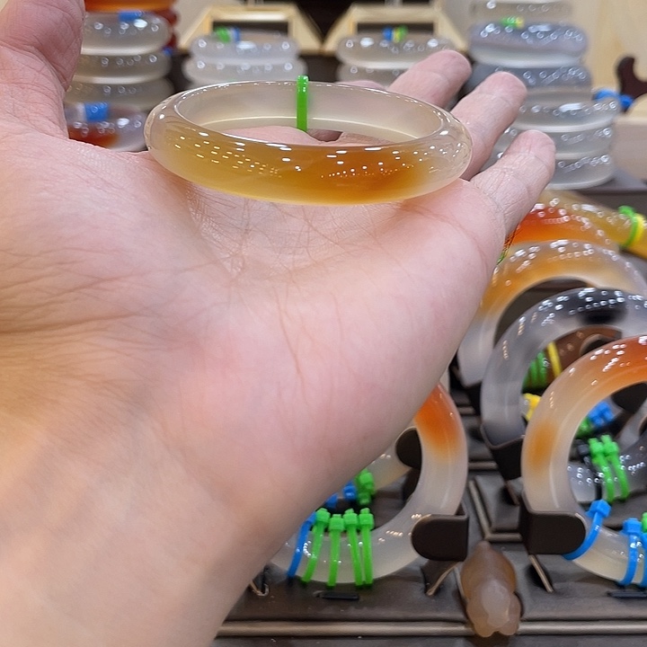 玛瑙/玉髓未镶嵌手镯7