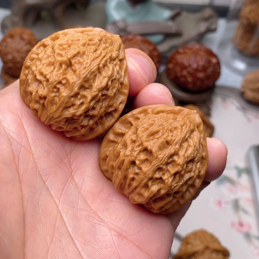 【闪购商品】文玩核桃把件落*金牛