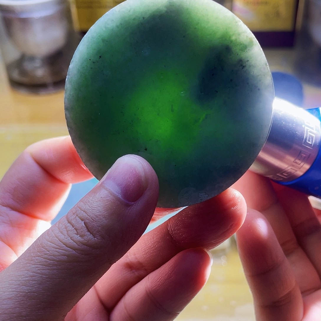 翡翠未镶嵌颈饰毛料20