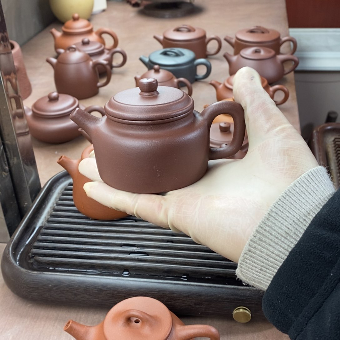 紫砂茶壶落**枫紫砂壶德中