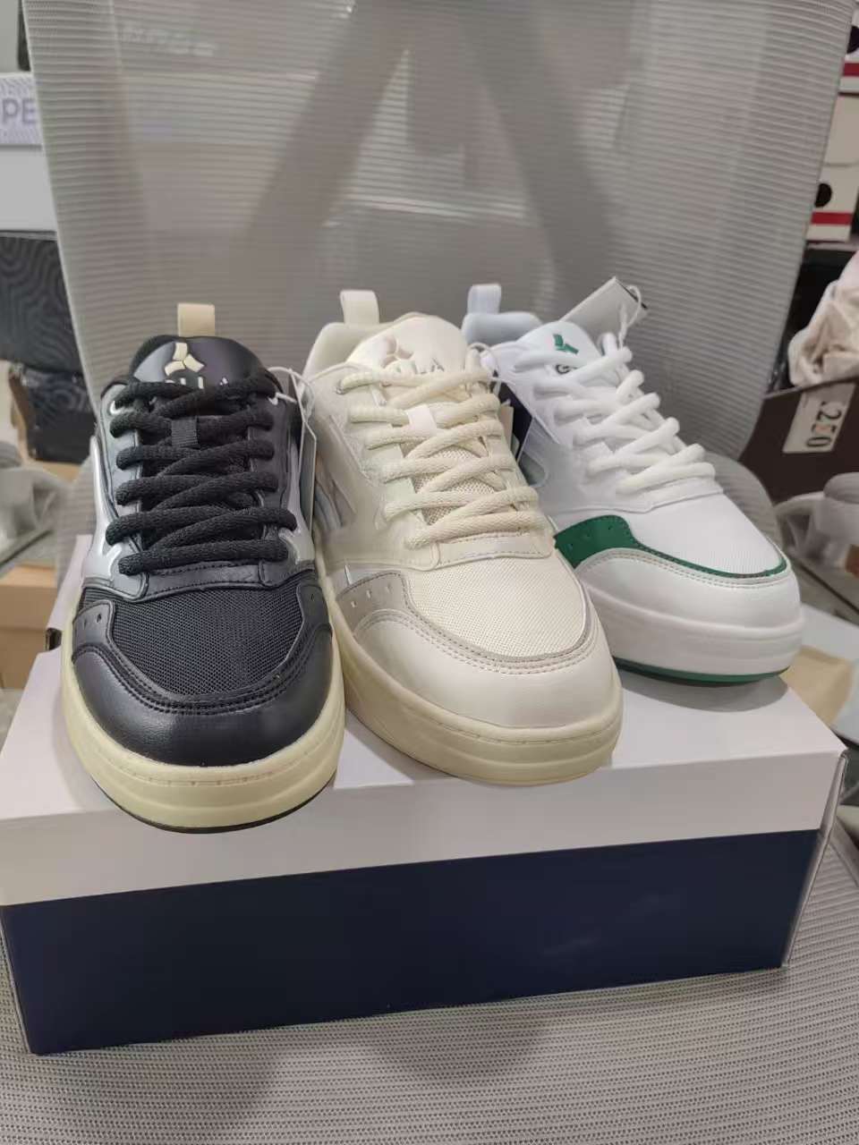 高端四季透气舒适板鞋