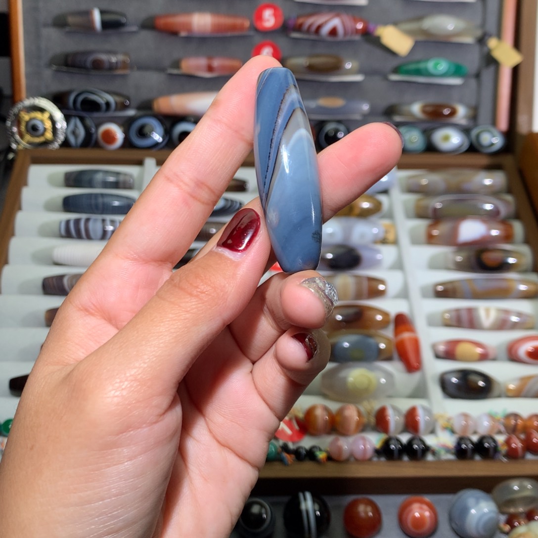 玛瑙/玉髓颈饰未镶嵌