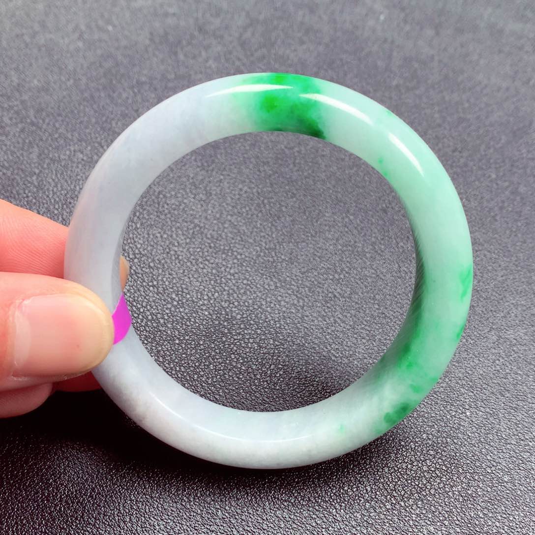 翡翠手镯未镶嵌缅甸翡翠