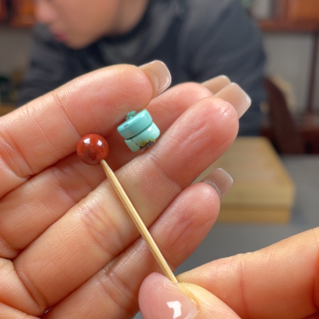 南红玛瑙未镶嵌珠宝奇石