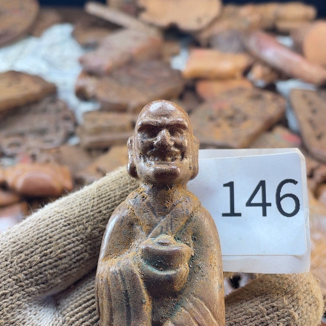 和田玉（糖玉）未镶嵌挂件