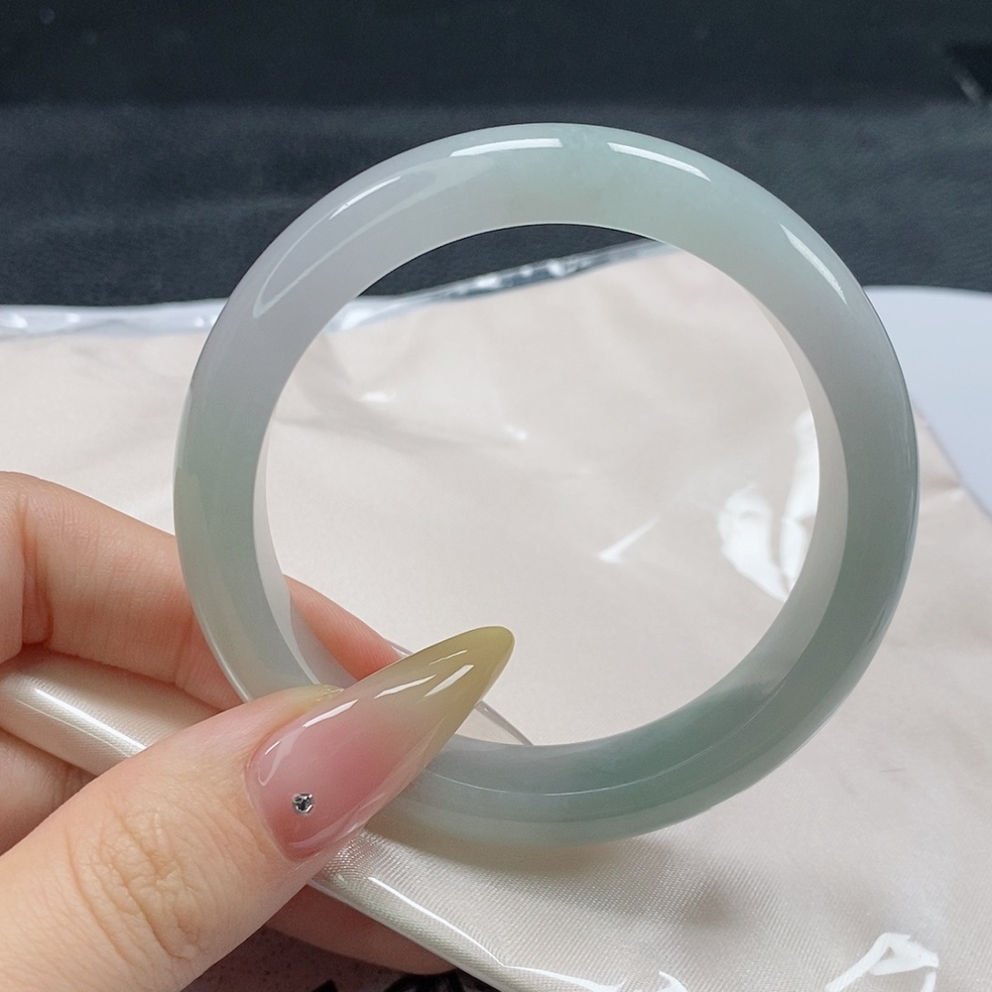 【闪购商品】翡翠手镯未镶嵌391号