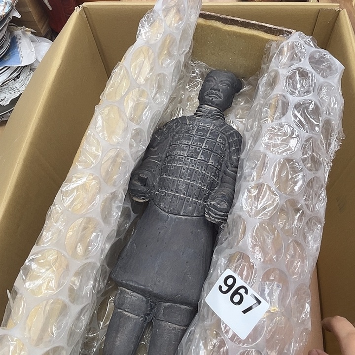 瓷片呀工艺品摆件瓷器摆件正能量