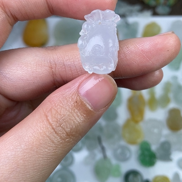 定制翡翠未镶嵌钱袋