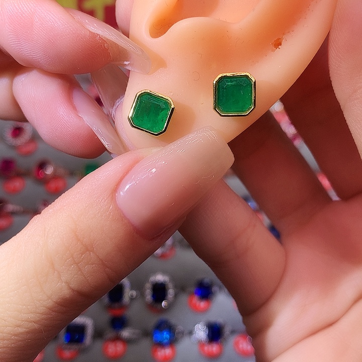 祖母绿耳饰银S925镶嵌