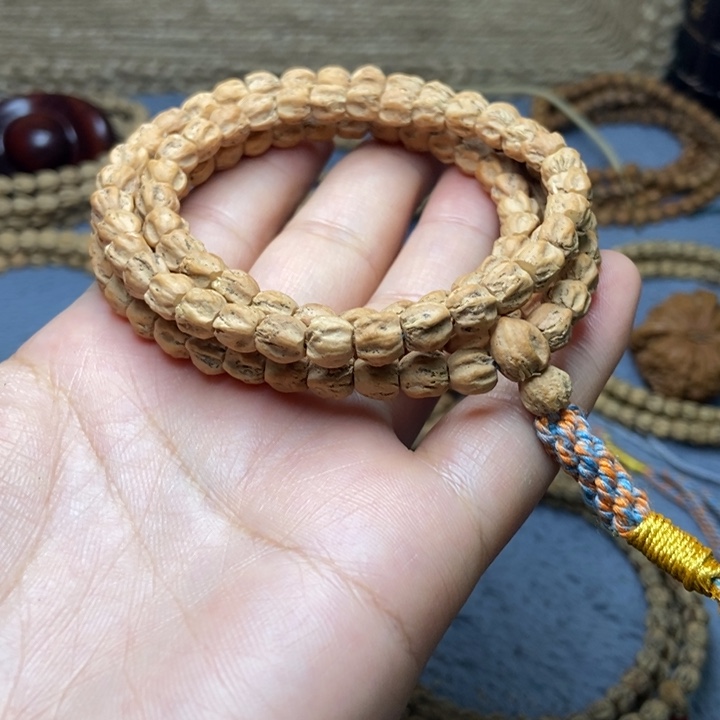 【闪购商品】吊坠柏香籽/百香籽