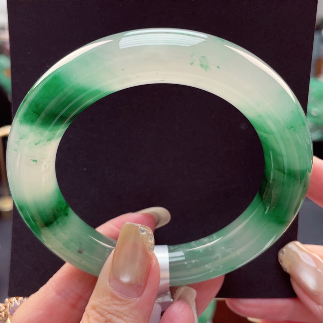 石英质玉未镶嵌手镯60-61