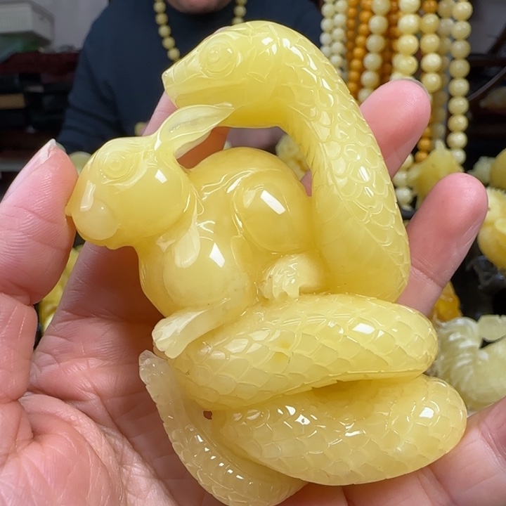 蜜蜡珠宝奇石未镶嵌