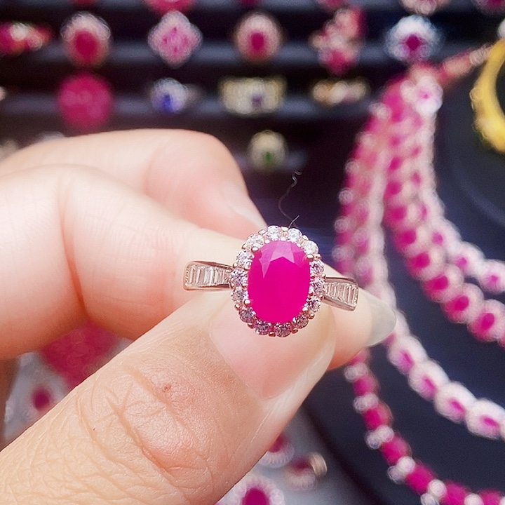 银S925镶嵌红宝石戒指