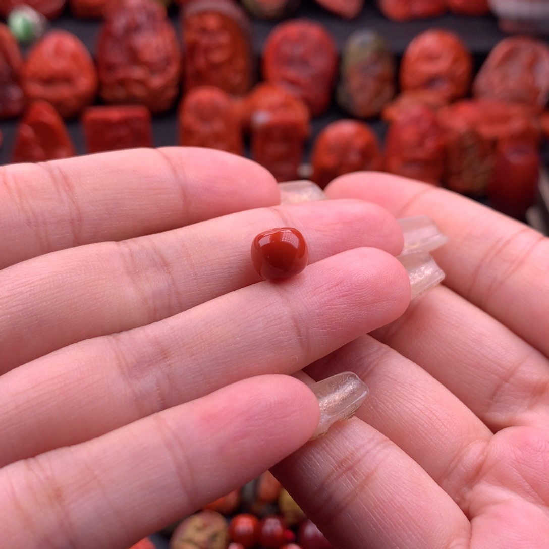 南红玛瑙南红川料老型单珠8.4mm未镶嵌