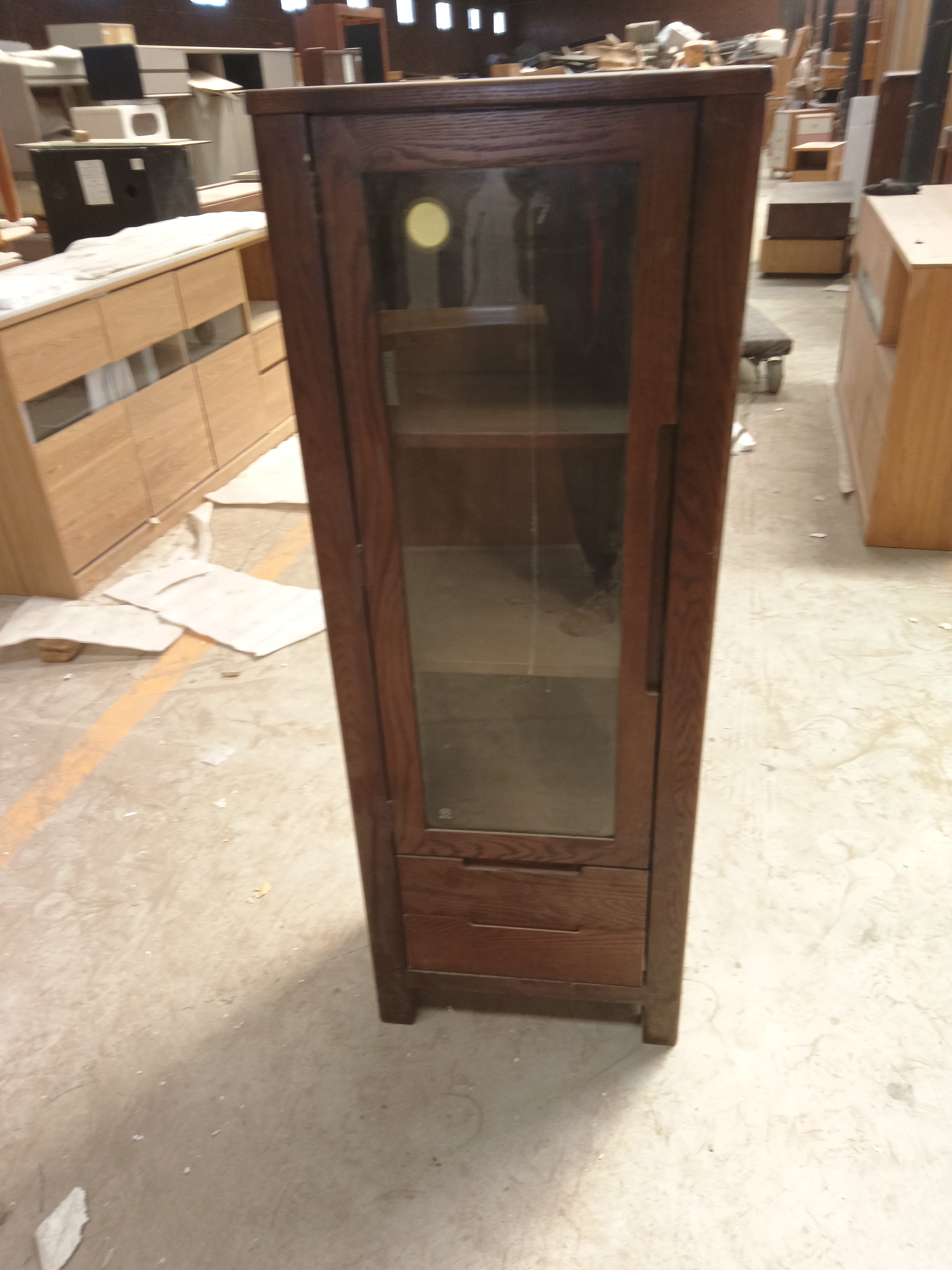 胡桃色边柜50*30*135瑕疵无售后