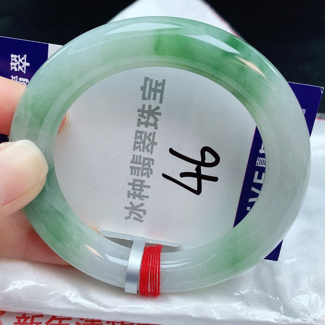 翡翠手镯未镶嵌缅甸天然A货翡翠手镯