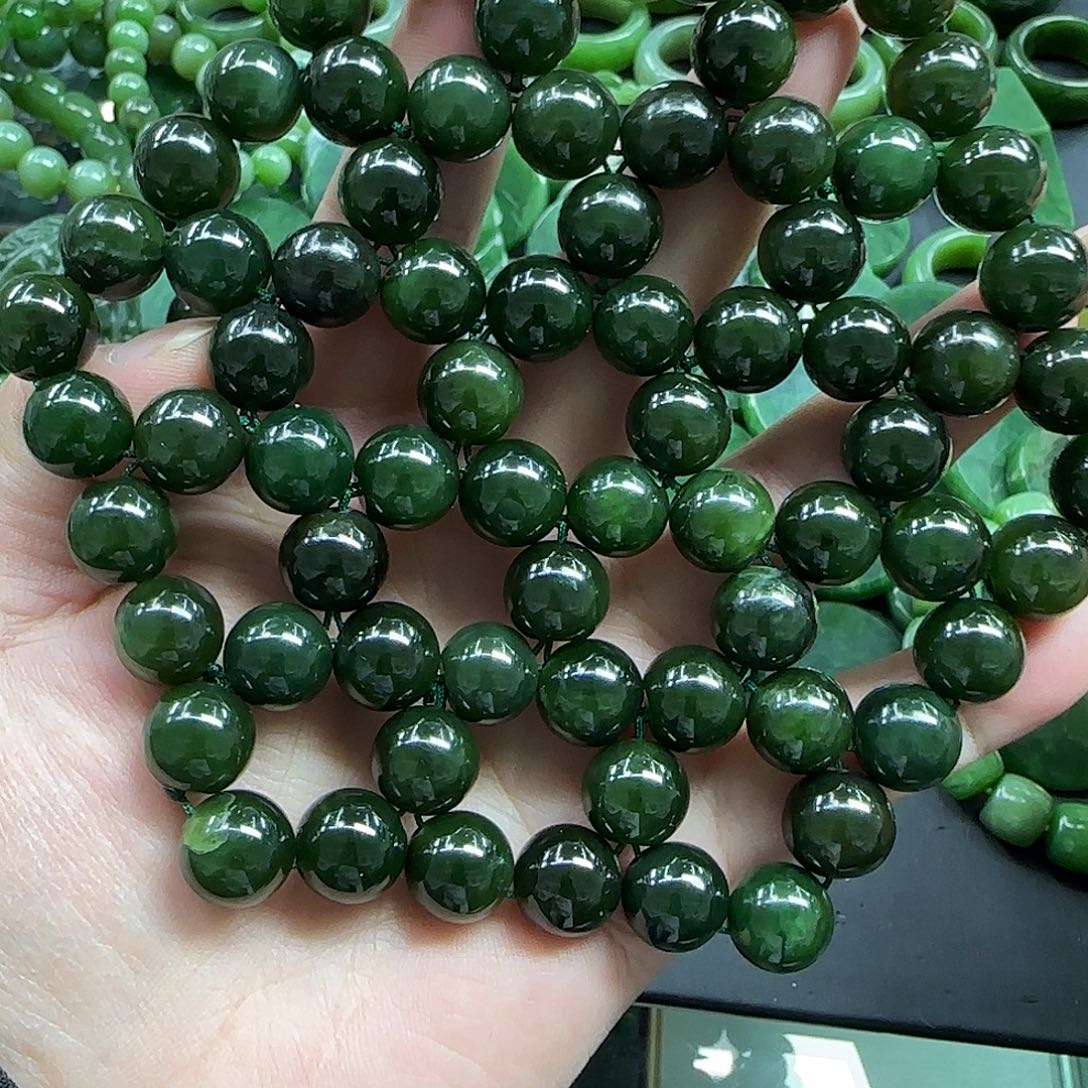 和田玉未镶嵌珠宝奇石