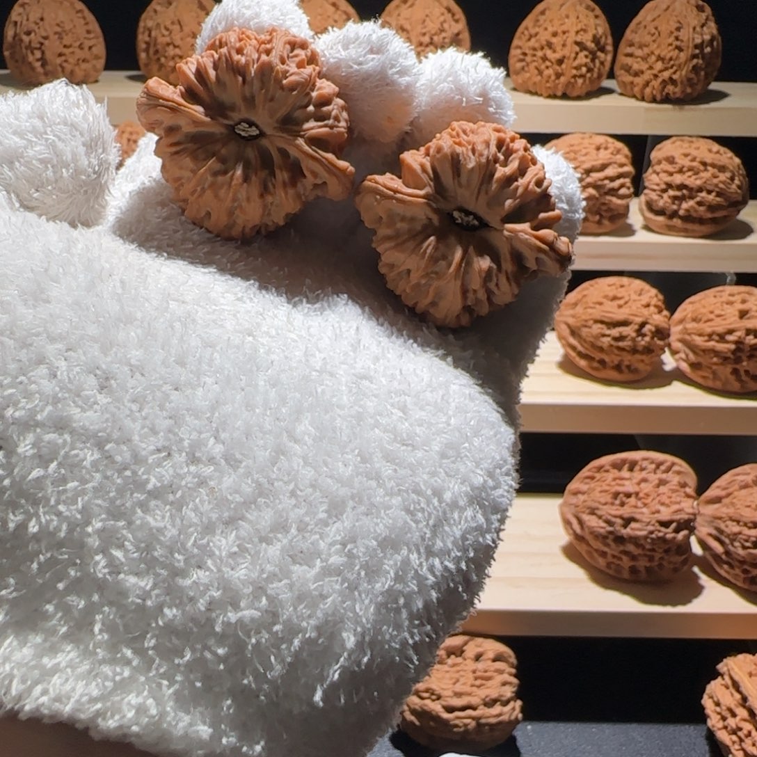 吊坠文玩核桃43奥迪