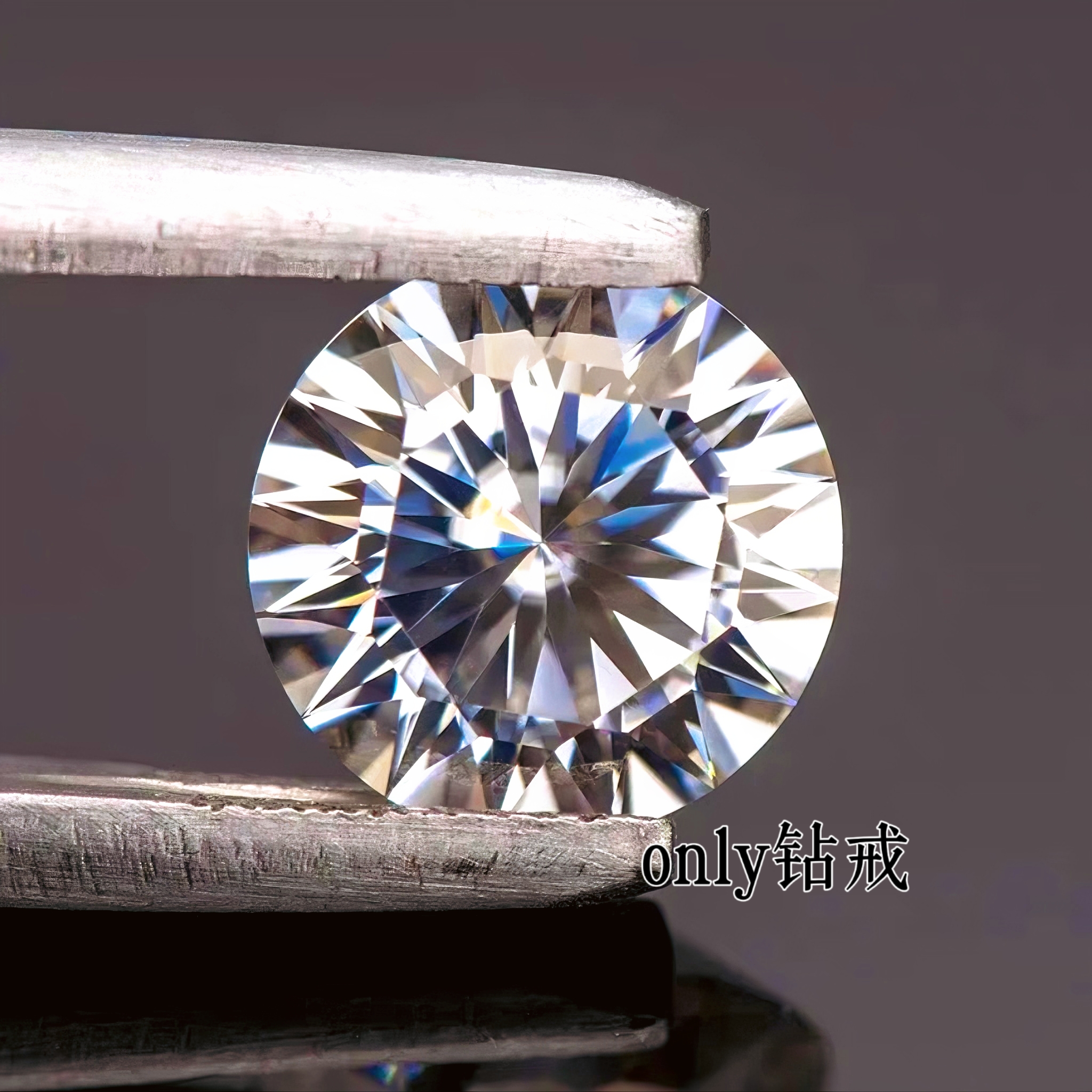 1克拉 高定款女士闭口戒指气质轻奢