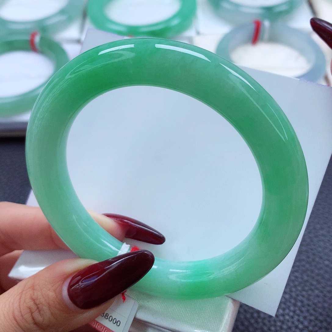 翡翠手镯未镶嵌56.57.58果阳绿胖圆 超强推⬆️