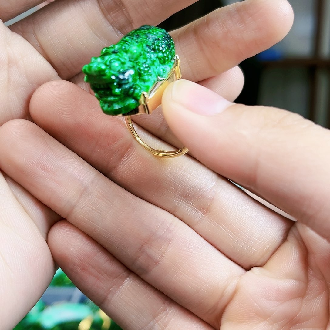 翡翠戒指银S925镶嵌戒指