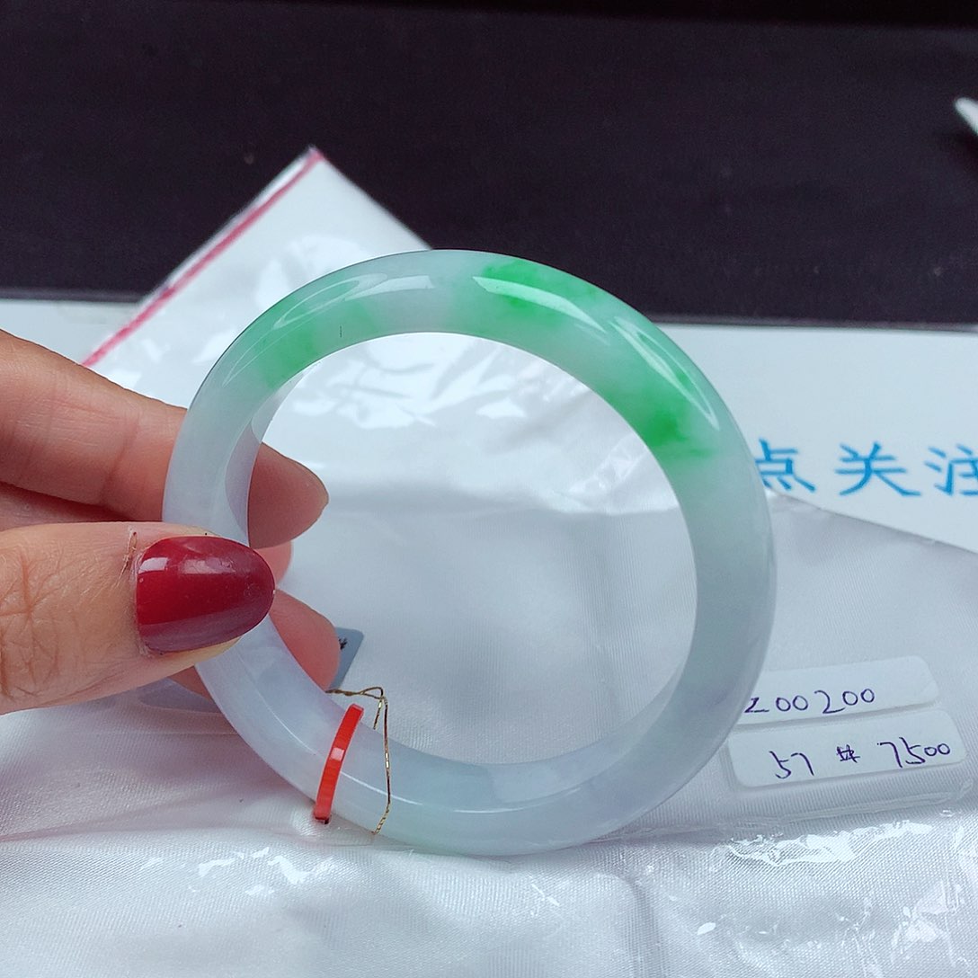 翡翠手镯未镶嵌57圈0200