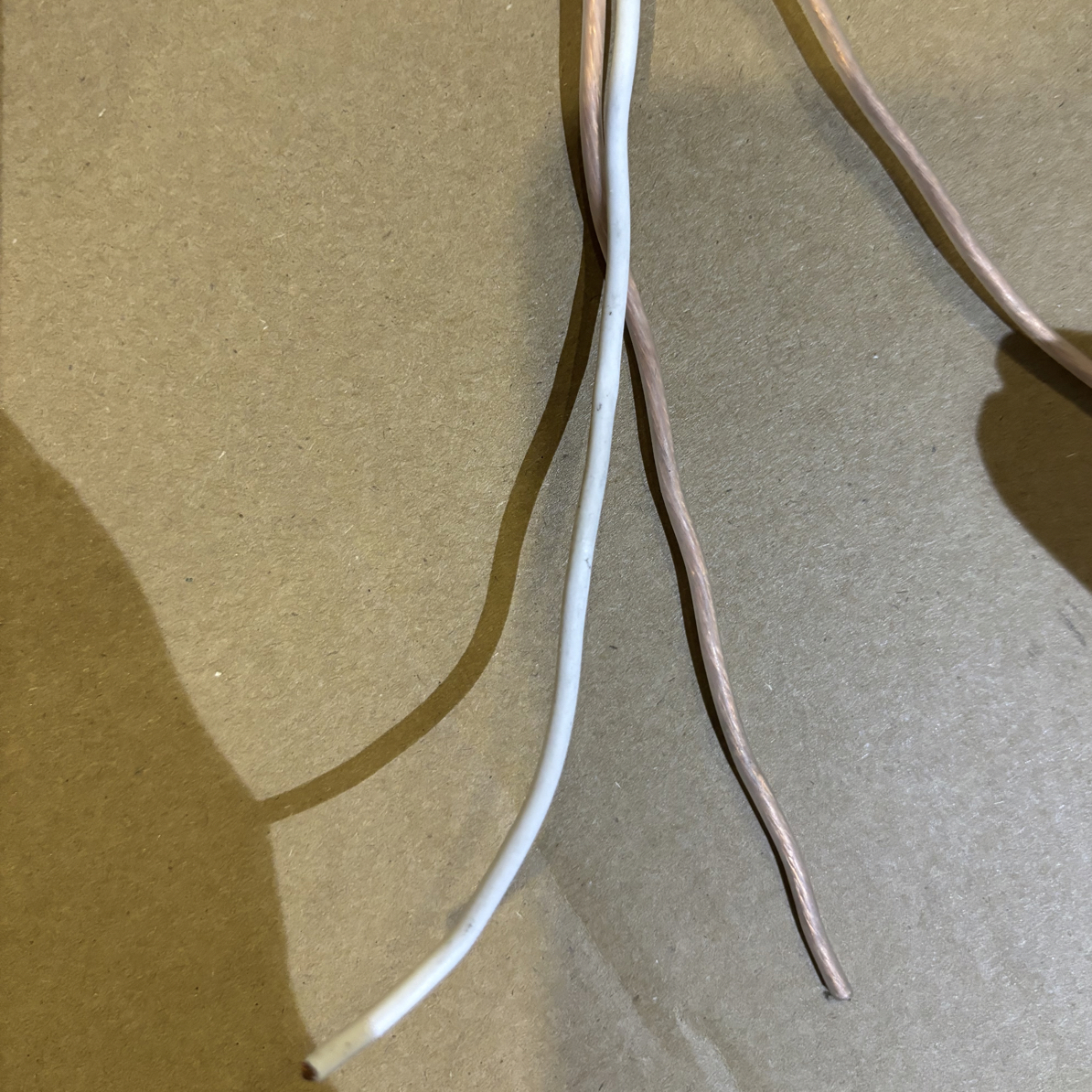 库存5米两条喇叭线