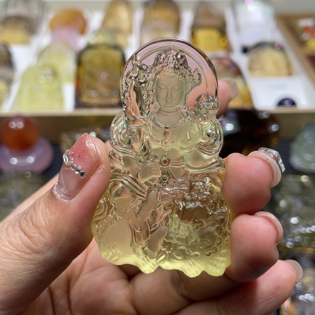 水晶颈饰未镶嵌定制